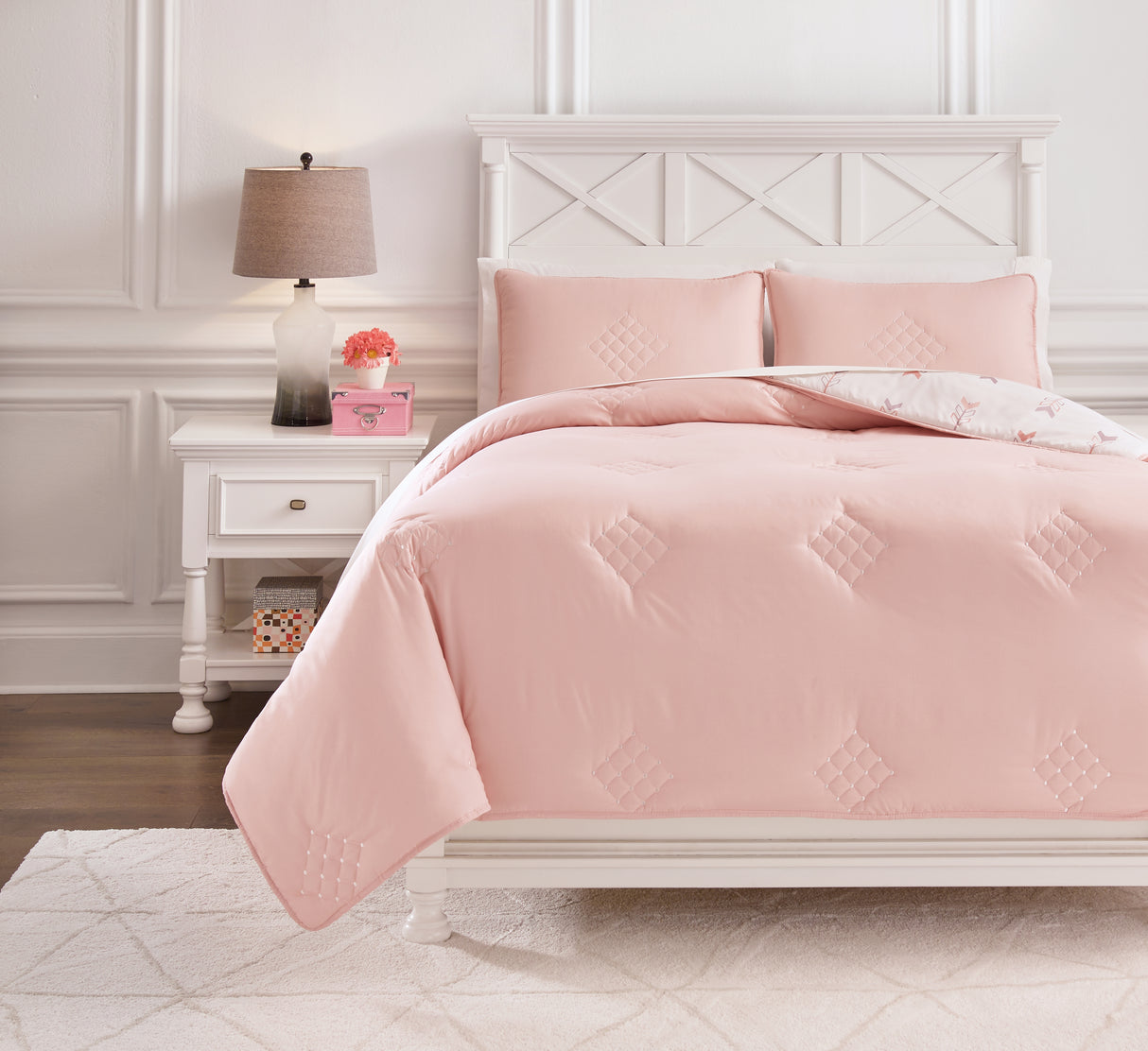 Lexann Full Comforter Set (Variation Bed Size: Full)