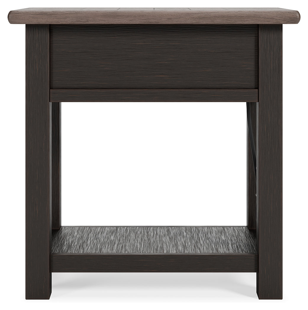 Tyler Creek 2-Piece 2 End Tables (Chairside End Table, Chairside End Table)