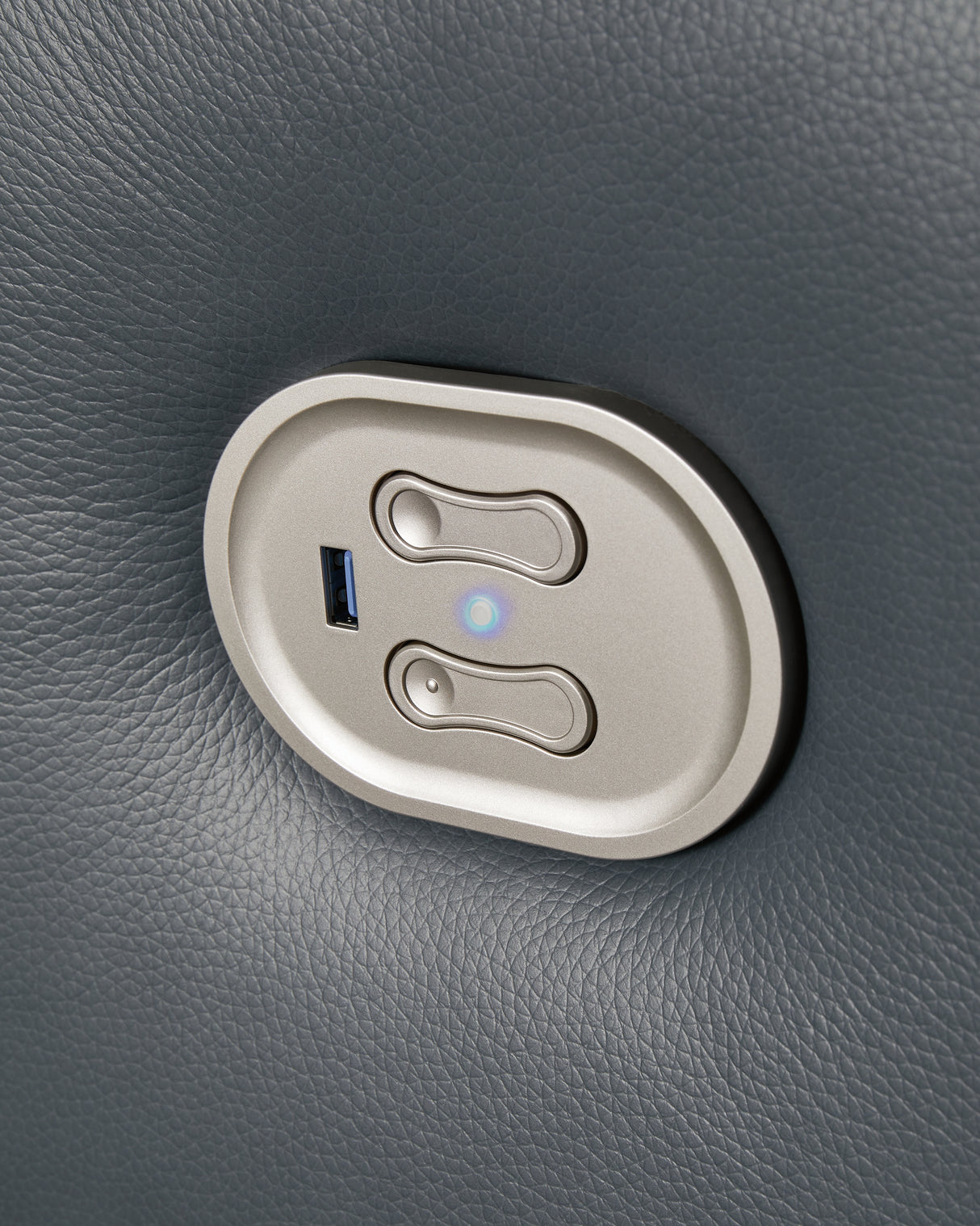 Mindanao 3-Piece Sofa, Loveseat and Recliner (Power Reclining Sofa, Power Reclining Loveseat with Console, Power Recliner)