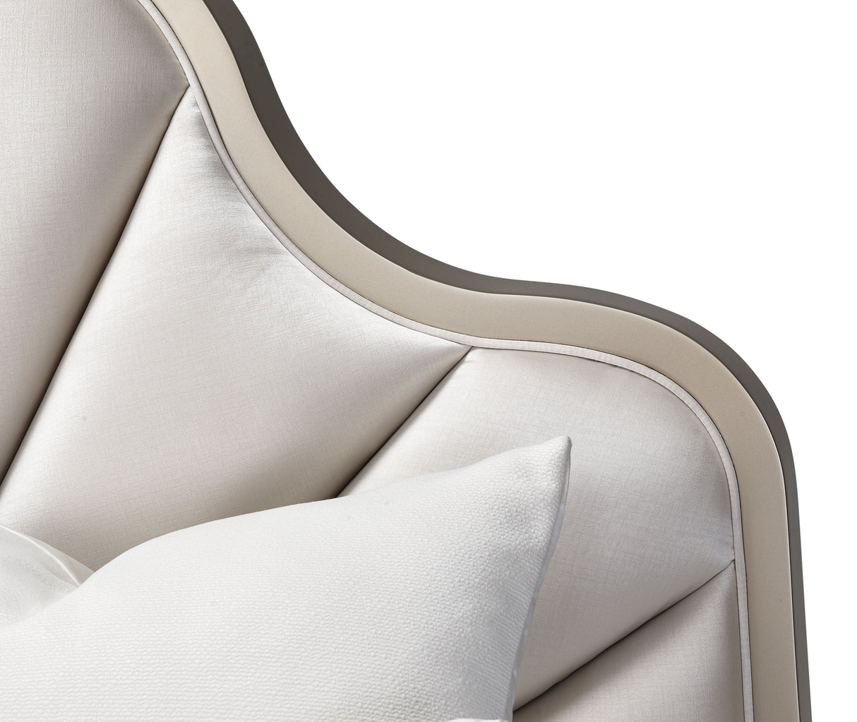 Malibu Crest - Scalloped Panel Bed