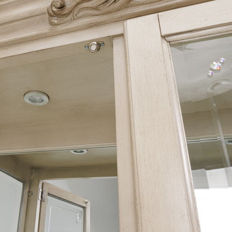 Platine de Royale - Curio Cabinet - Champagne