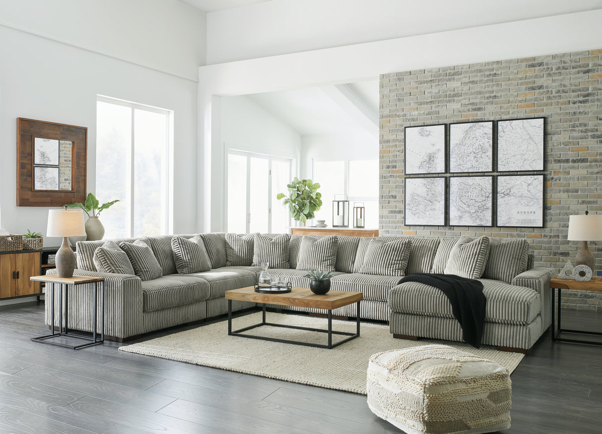 Lindyn 6-Piece Sectional with Chaise (Color: Fog, Sectional Orientation: Right Arm Facing)