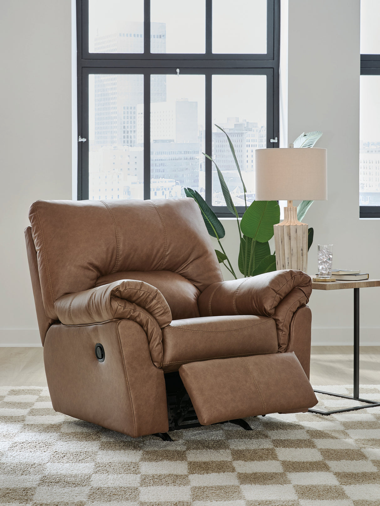 WillowBend Recliner (Color: Caramel)