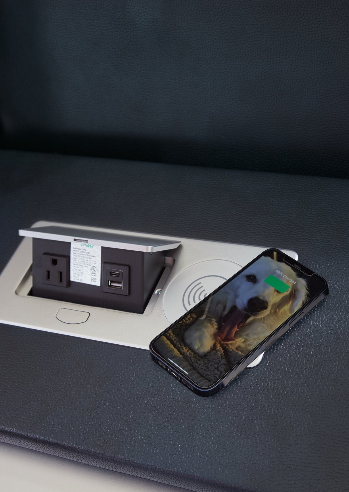 Fyne-Dyme 2-Piece Sofa and Loveseat (Power Reclining Sofa, Power Reclining Loveseat with Console)