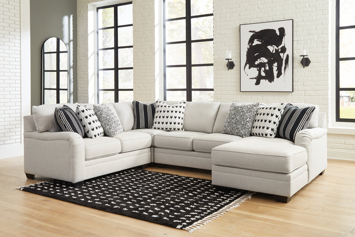 Huntsworth 4-Piece Sectional with Chaise (Color: Dove Gray, Sectional Orientation: Right Arm Facing)