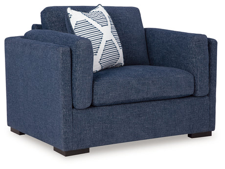 Evansley Oversized Chair (Color: Navy)