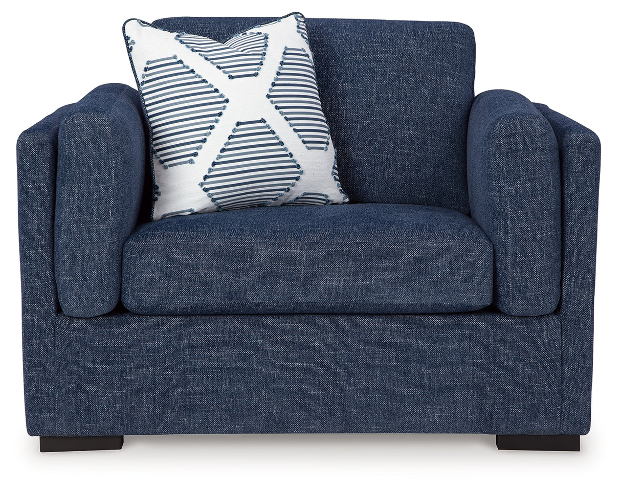 Evansley Oversized Chair (Color: Navy)