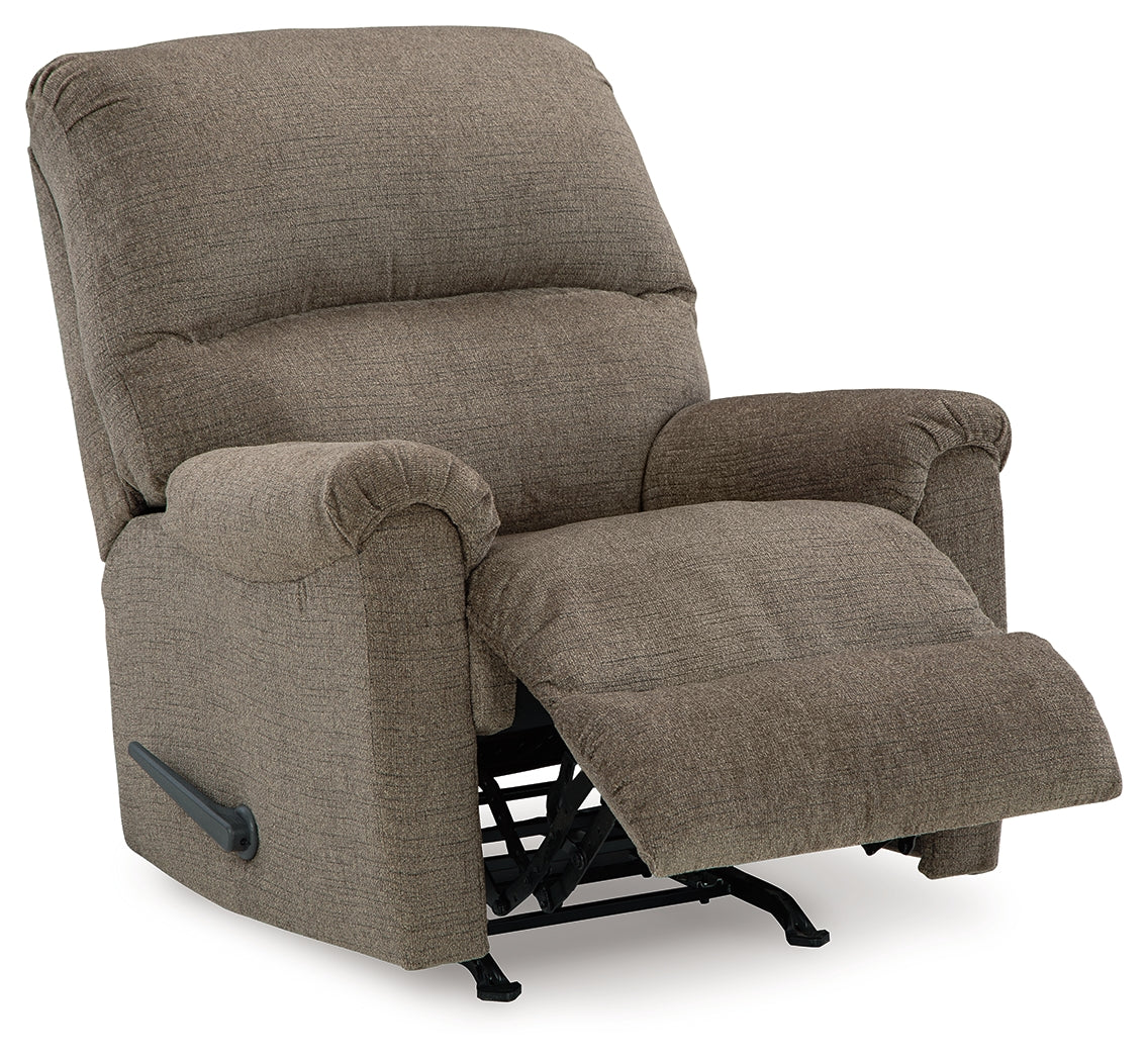 Stonemeade Recliner (Color: Nutmeg)