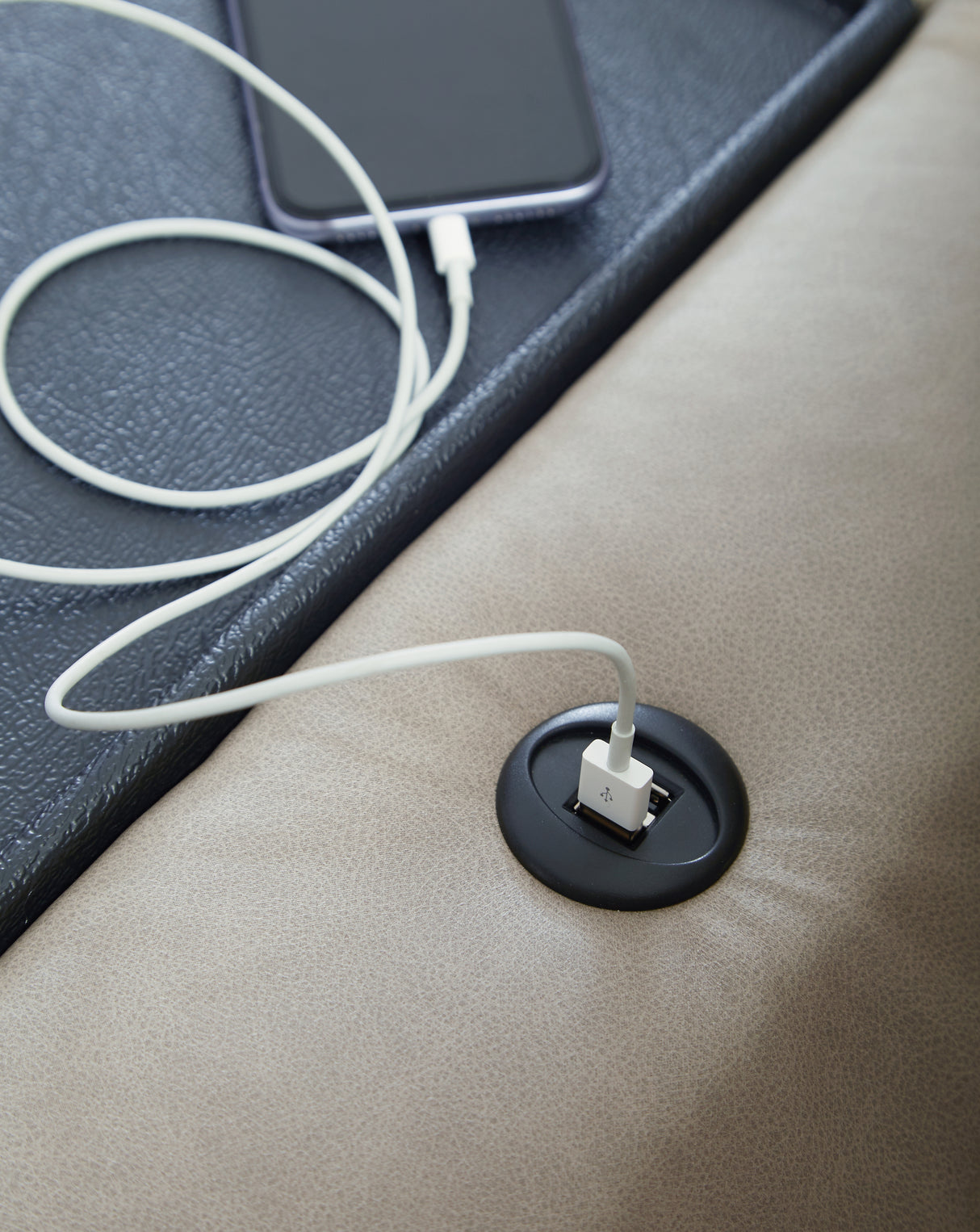 Lavenhorne 3-Piece Sofa, Loveseat and Recliner (Reclining Sofa with Drop Down Table, Reclining Loveseat with Console, Recliner)