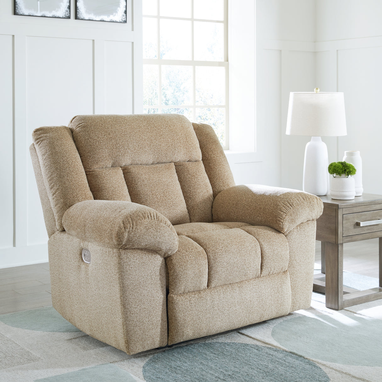 Tip-Off Power Recliner (Color: Wheat)