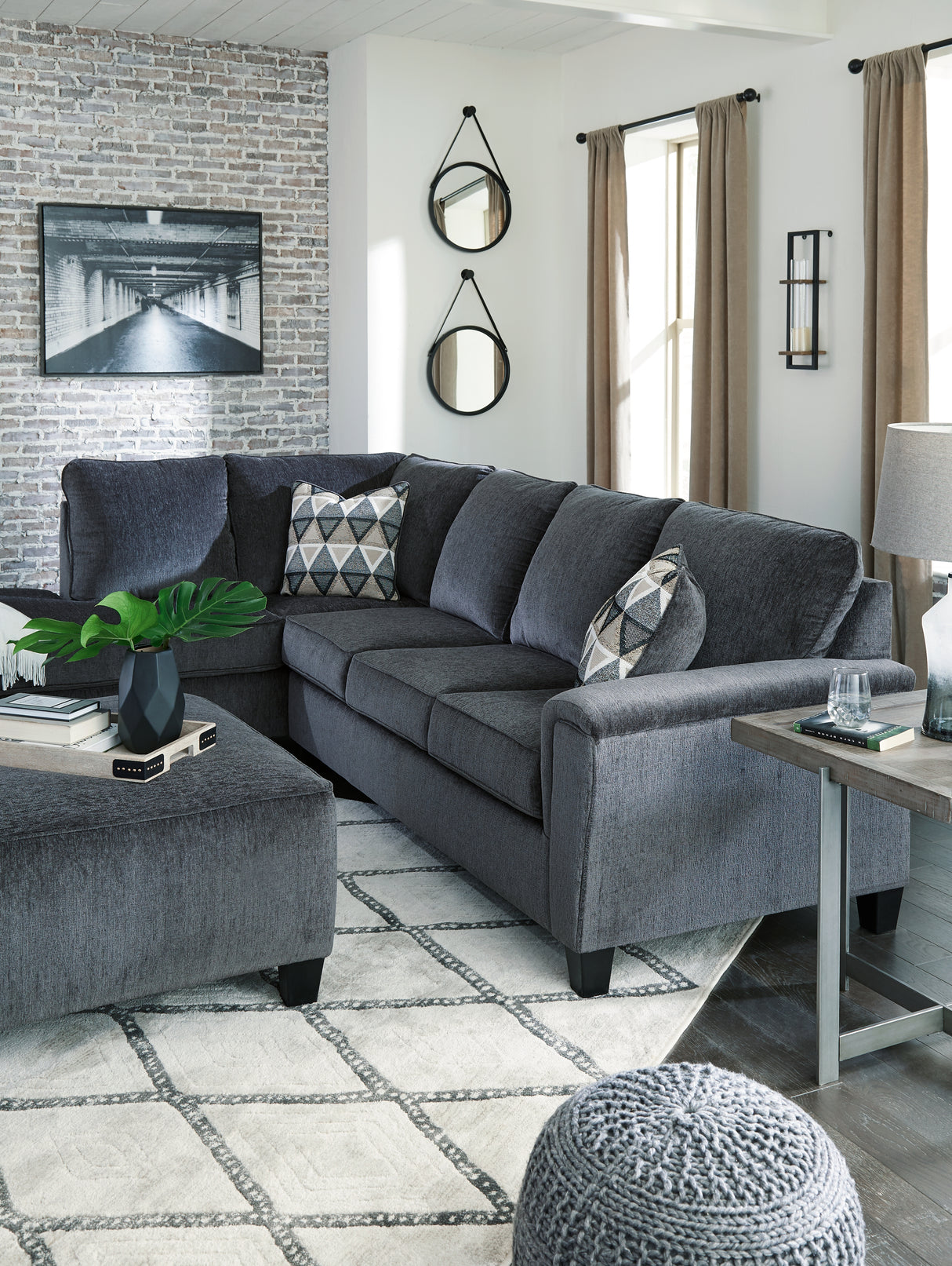 Abinger 2-Piece Sectional with Chaise (Sectional Orientation: Left Arm Facing)