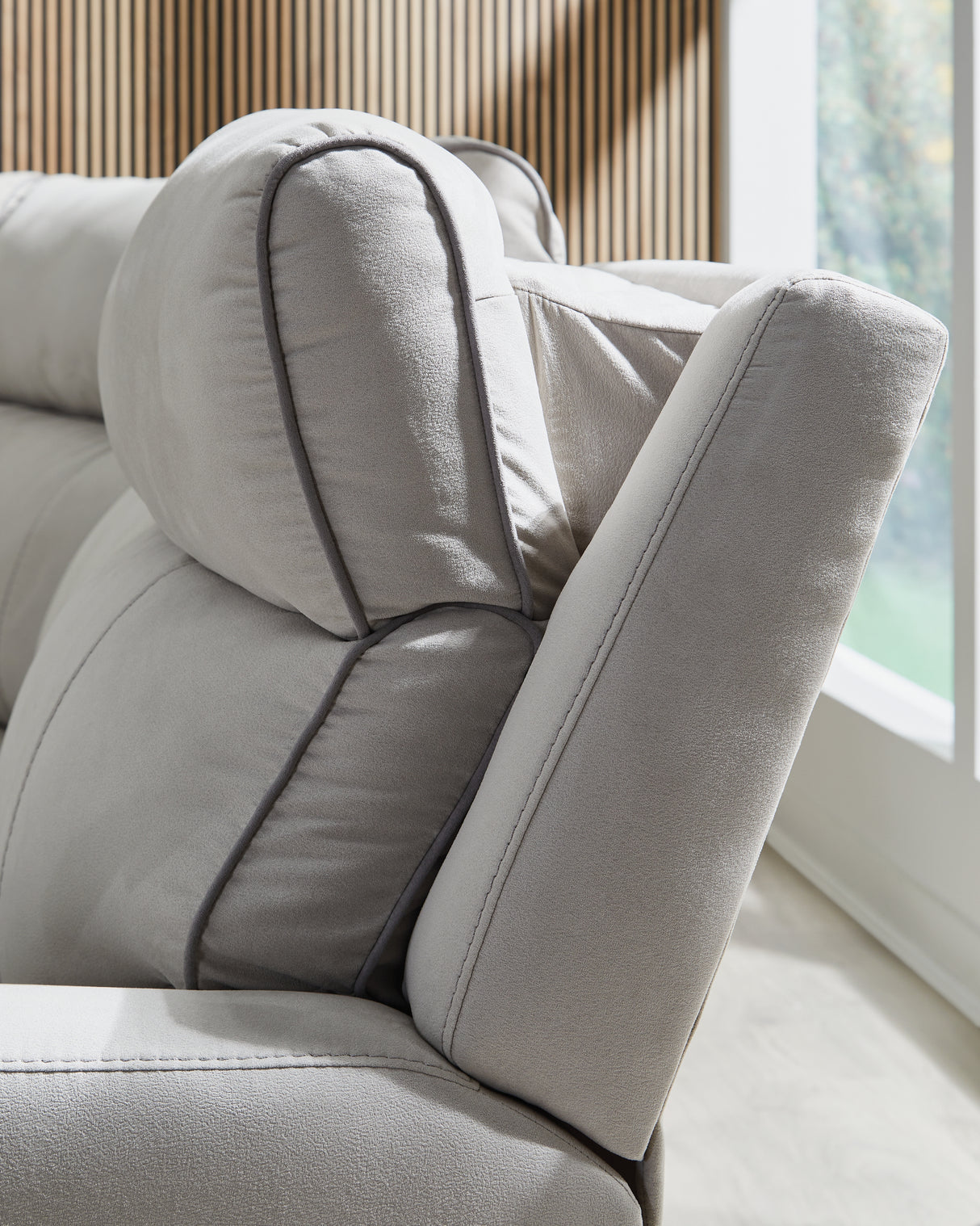 Social Pointe 3-Piece Power Reclining Sectional (Configuration: 5-Piece (Social Pointe Power Armless Recliner, Social Pointe Armless Chair, Social Pointe Left-Arm Facing Power Recliner, Social Pointe Right-Arm Facing Power Recliner, Social Pointe Wedge))