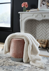 Gariland Throw (Variation Color: White)