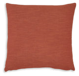 Thaneville Pillow