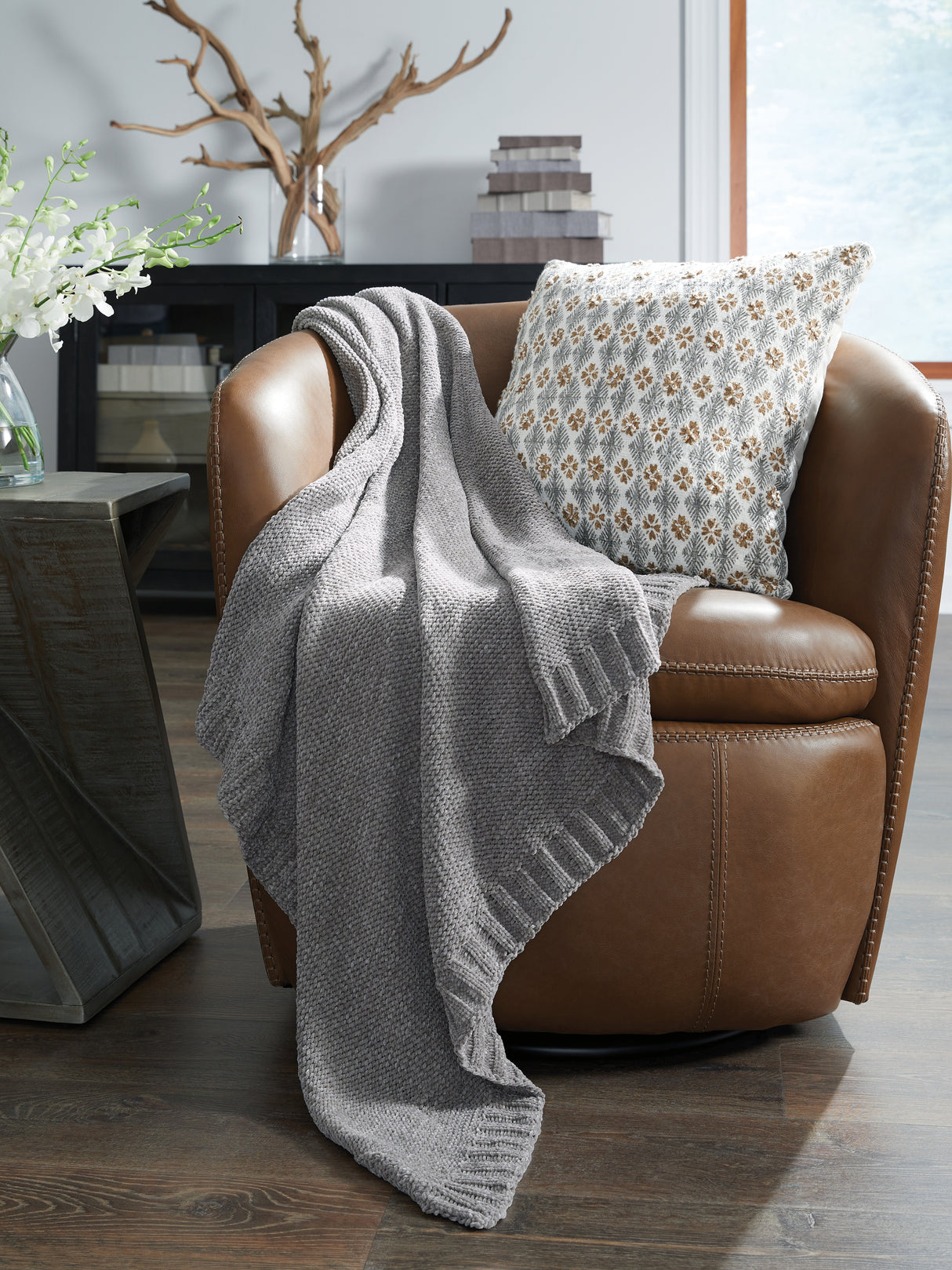 Anawood Throw (Color: Gray)