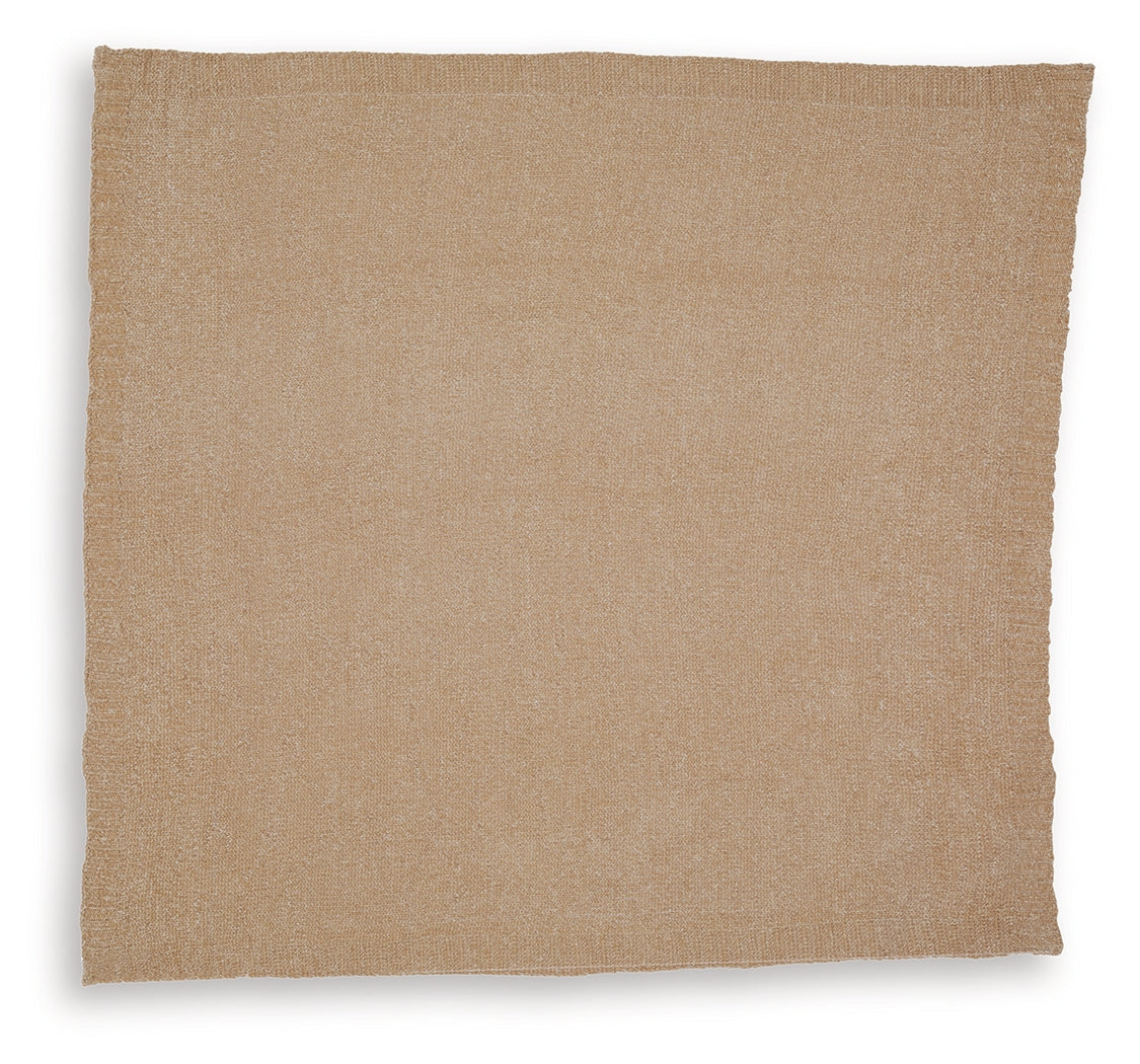 Anawood Throw (Color: Gold)