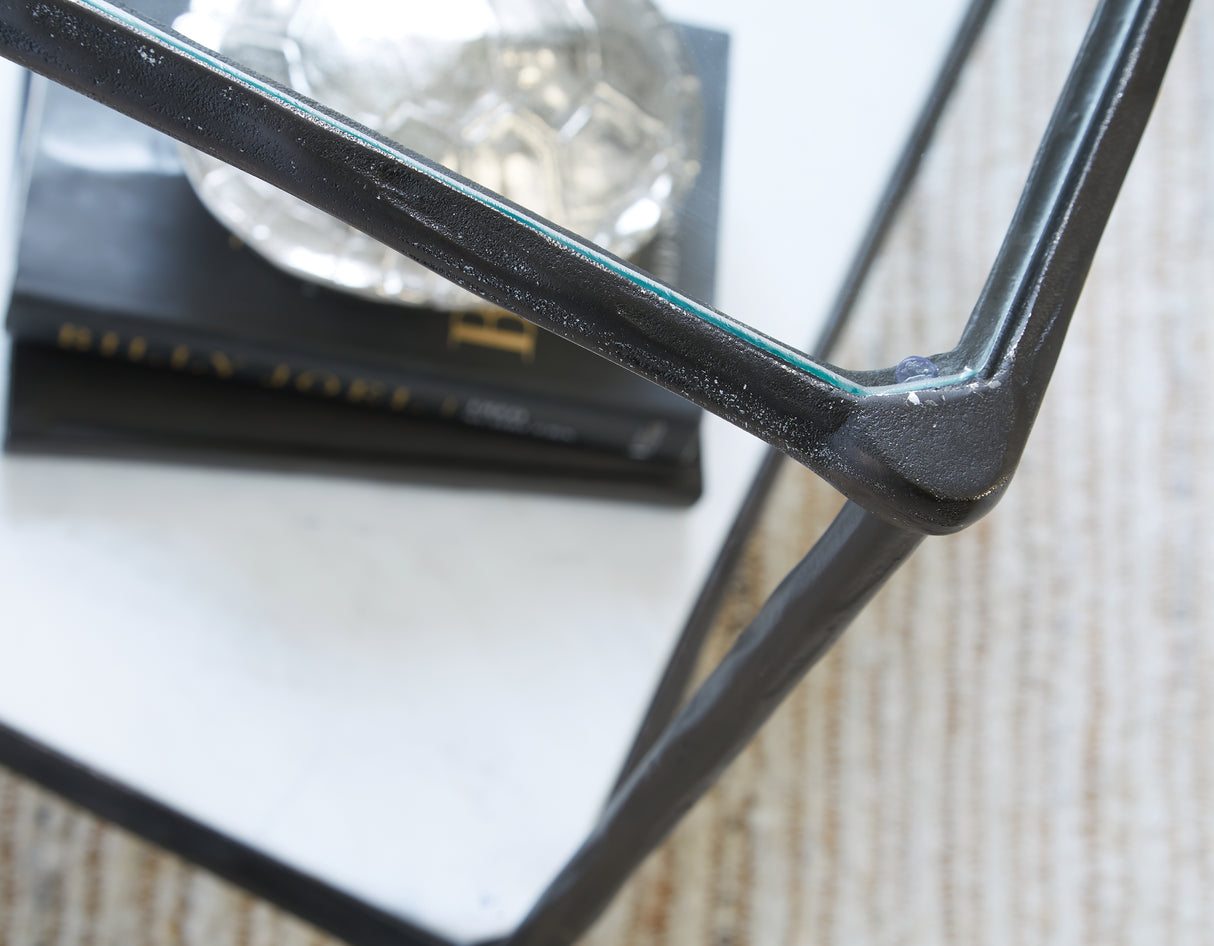 Ryandale Accent Table (Variation Color: Antique Black)