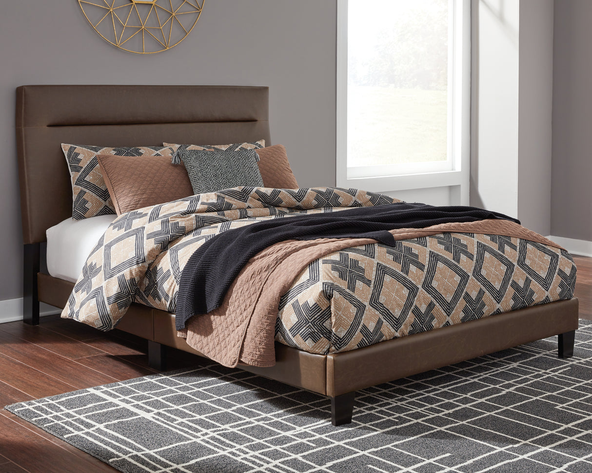 Adelloni Queen Upholstered Bed (Bed Size: Queen)