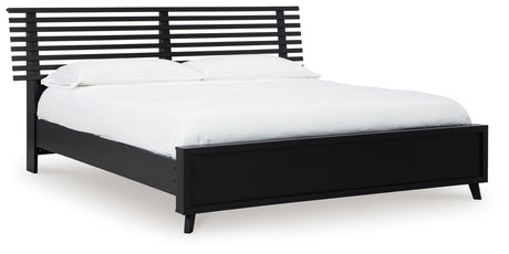 Danziar Queen Slat Panel Bed (Bed Size: King)