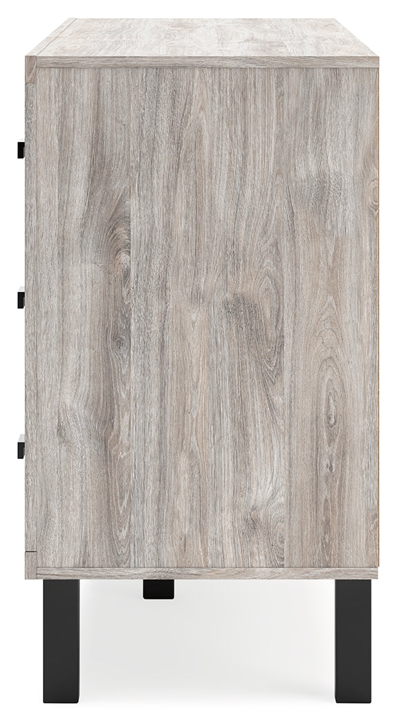 Vessalli 4-Piece Queen Panel Bed with Dresser (Queen Panel Footboard, Queen Panel Headboard, Queen Panel Rails, Dresser)