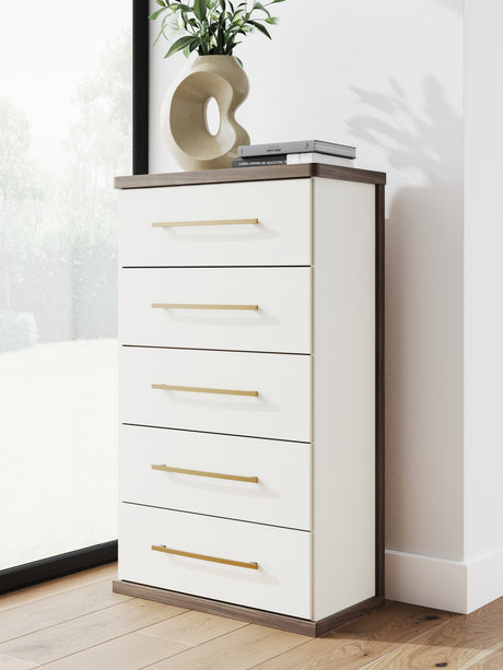 Kendanport Chest of Drawers