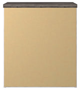 Gerridan King Panel Bed, Chest and Nightstand