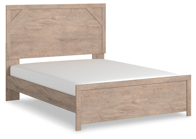 Senniberg Queen Panel Bed (Bed Size: Queen)