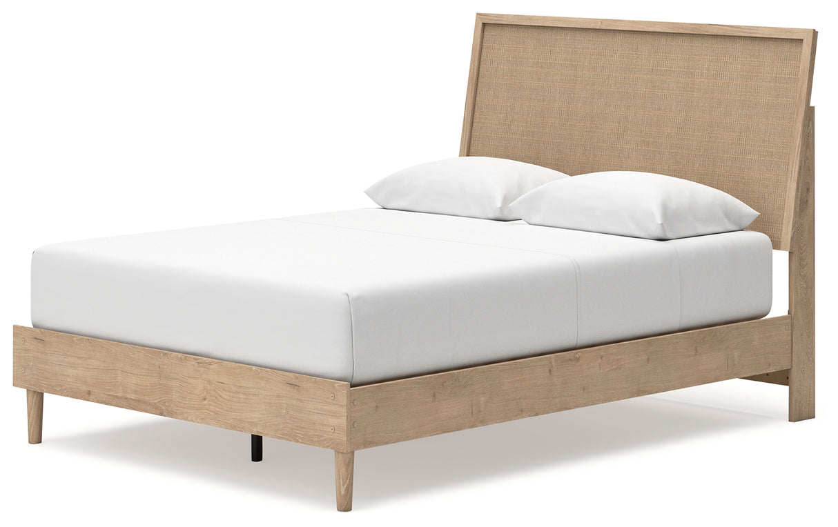 Cielden Queen Panel Bed (Bed Size: Queen)