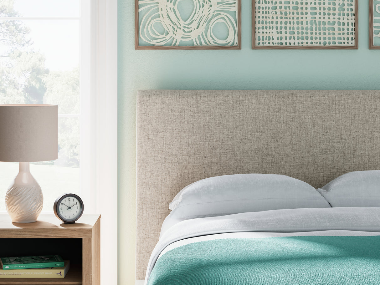 Cielden Queen Upholstered Bed with Roll Slats (Bed Size: Full)