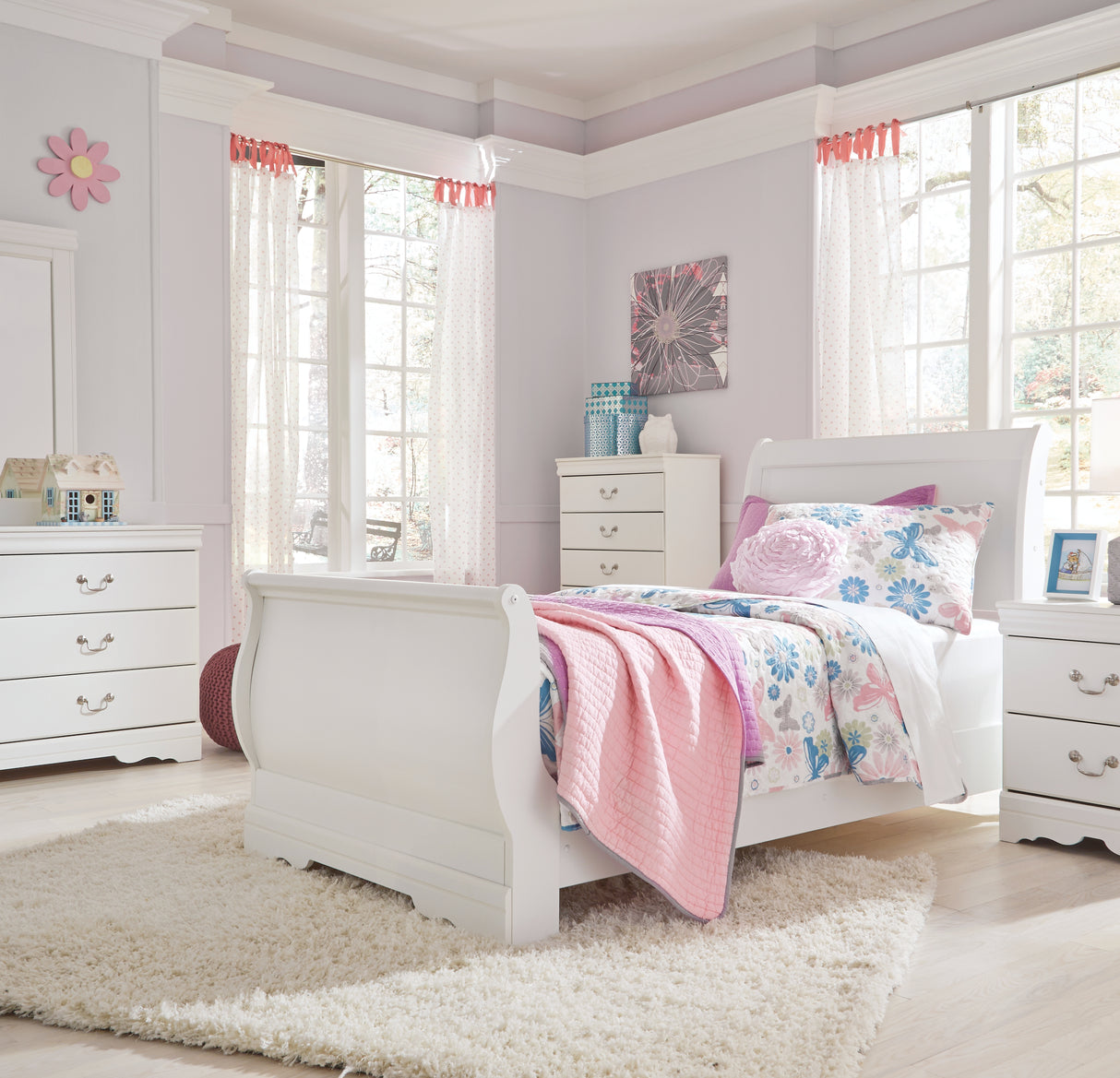 Anarasia Twin Sleigh Bed (Variation Bed Size: Twin)