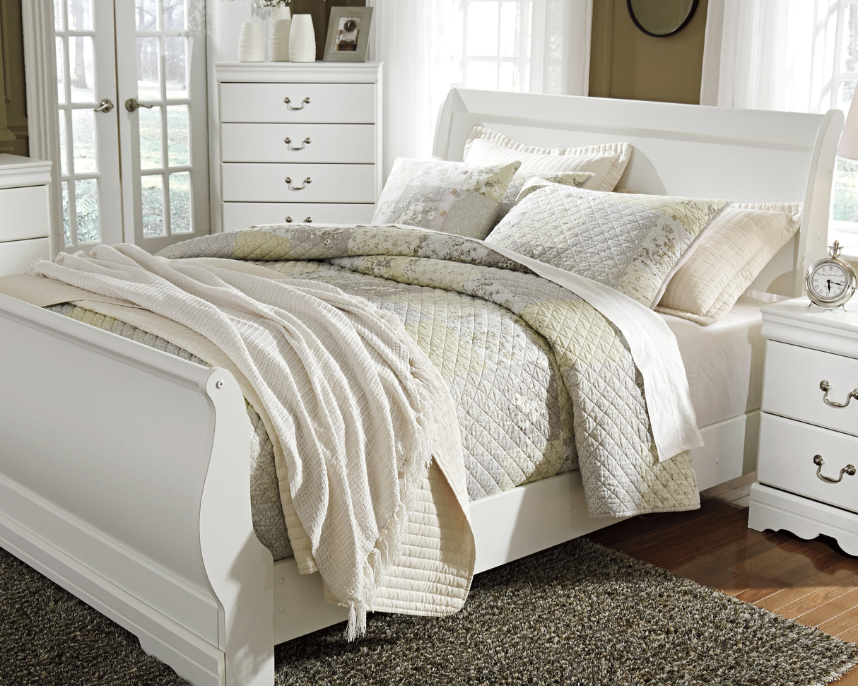 Anarasia Queen Sleigh Headboard (Bed Size: Queen)