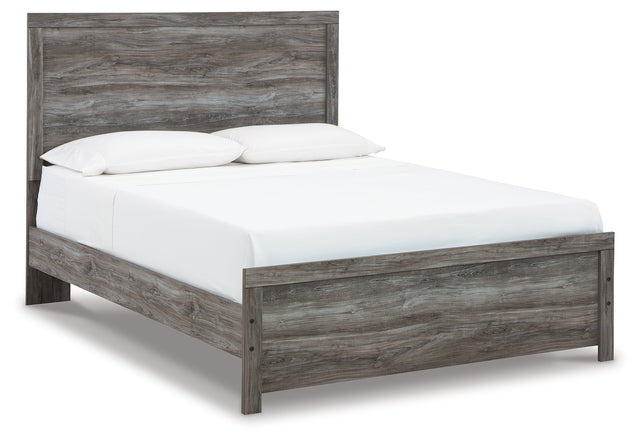 Bronyan Queen Panel Bed (Bed Size: Queen)