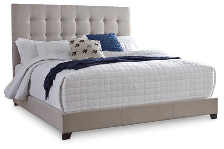 Dolante Queen Upholstered Bed (Bed Size: King)