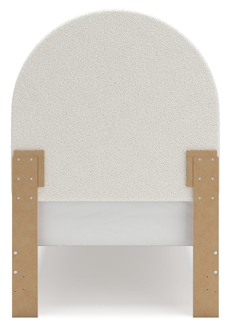 Wistenpine Twin Upholstered Panel Bed, Dresser and Mirror (Bed Size: Twin)