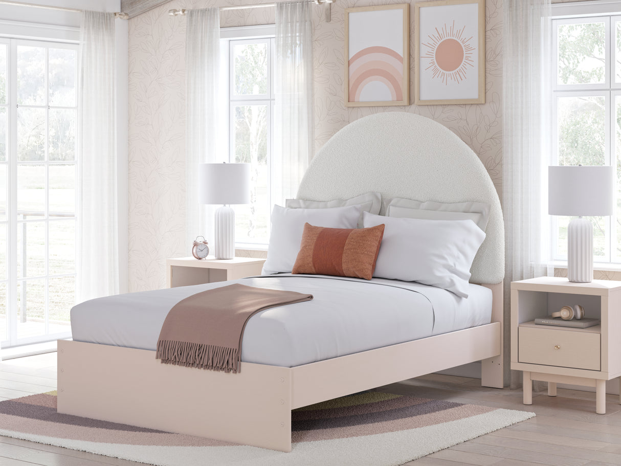 Wistenpine Full Upholstered Panel Bed (Variation Bed Size: Full)