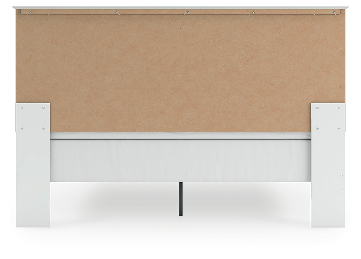 Bostwick Shoals 5-Piece King Panel Bed with Mirrored Dresser and Chest (King Panel Rails, King Panel Headboard/Footboard, Dresser, Bedroom Mirror, Chest of Drawers)