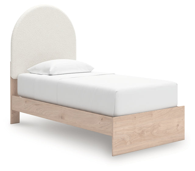 Arloster Twin Upholstered Panel Bed (Bed Size: Twin)