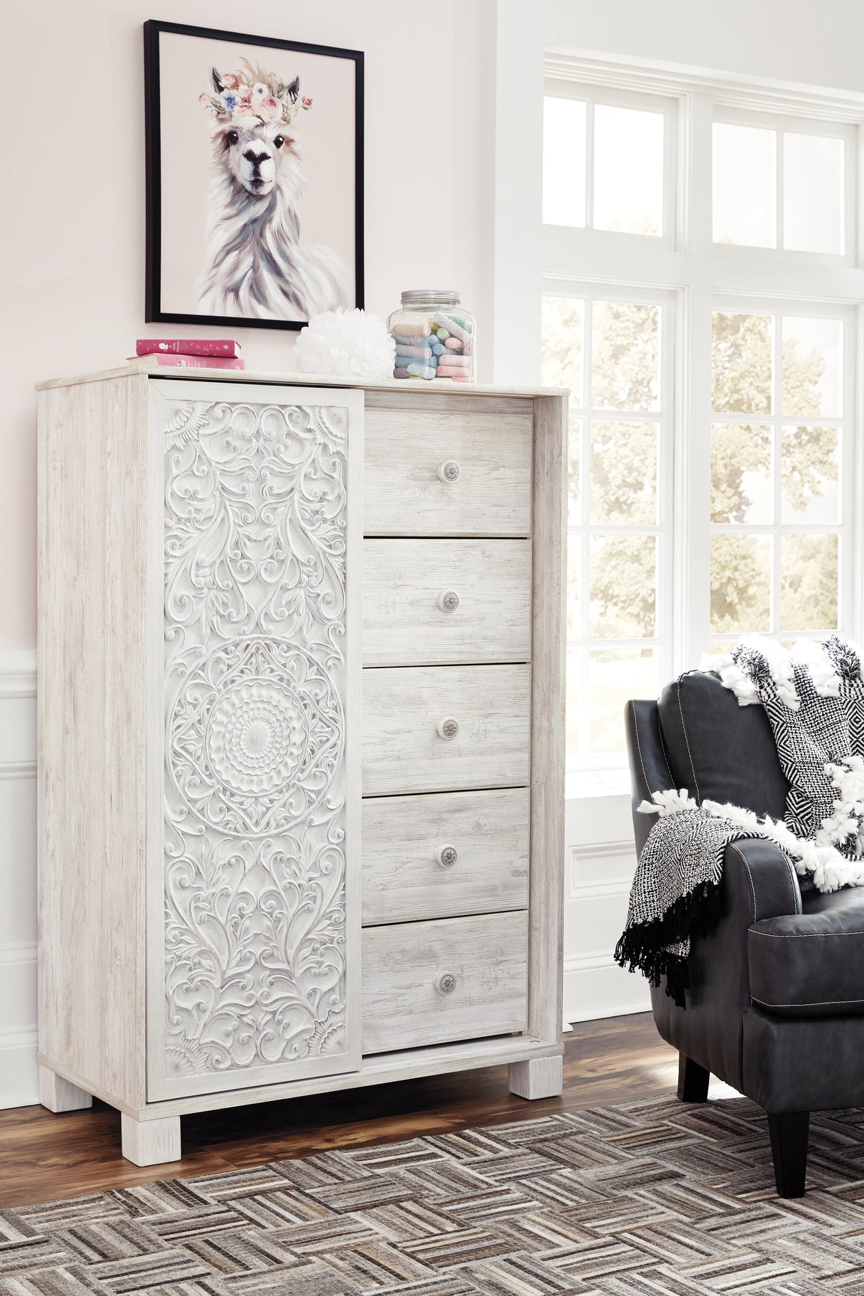 Paxberry Queen Panel Bed, Dresser and Chest