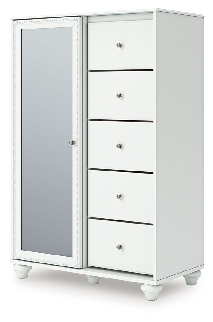 Kozlani Dressing Chest