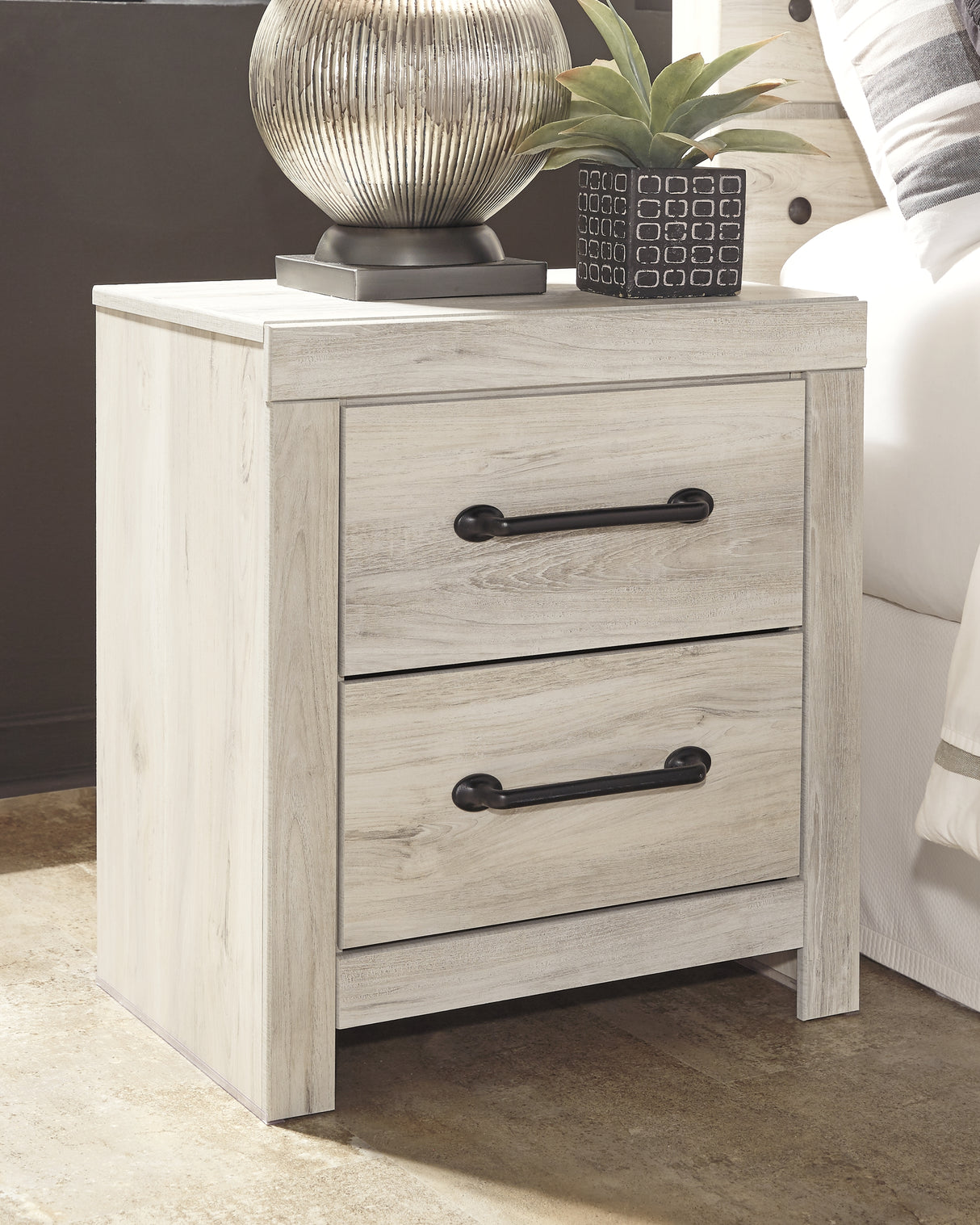 Cambeck Nightstand