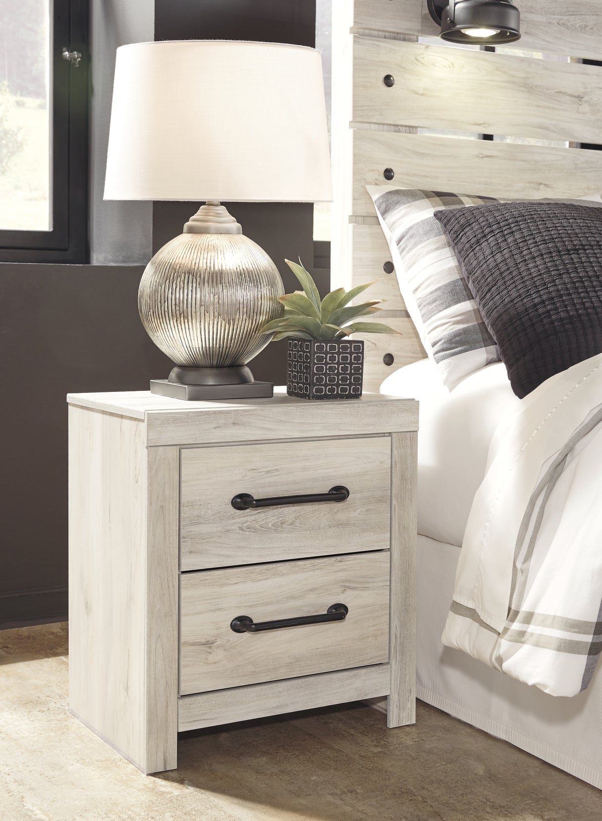 Cambeck King Panel Bed with Storage and 2 Nightstands