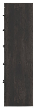 Hollivern 6-Piece Queen Panel Bed with Mirrored Dresser, Chest and Nightstand (Queen Panel Headboard/Footboard, Queen Panel Rails, Dresser, Bedroom Mirror, Chest of Drawers, Nightstand)