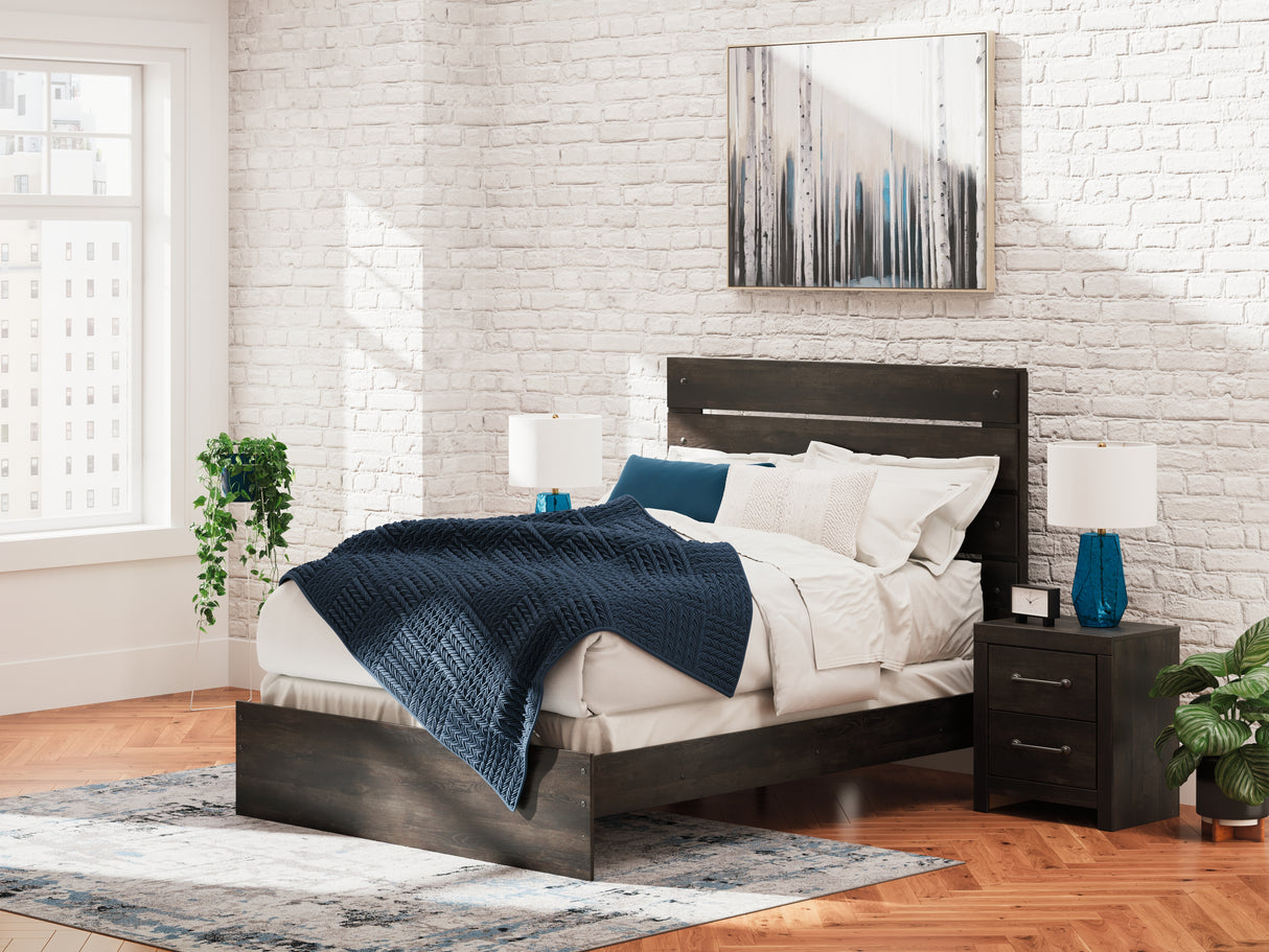 Hollivern Queen Panel Bed (Bed Size: Queen)