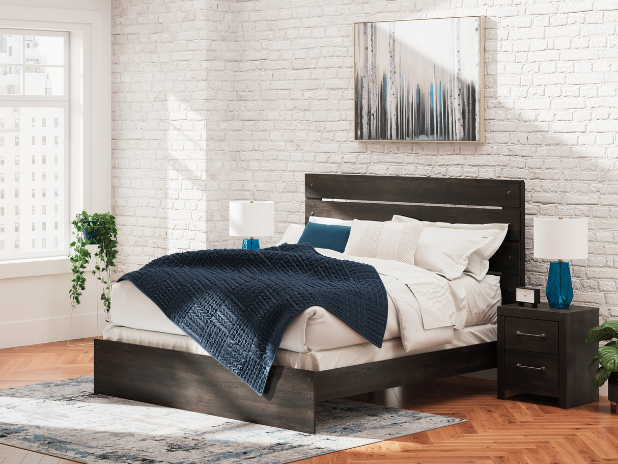 Hollivern King Panel Bed (Variation Bed Size: King)