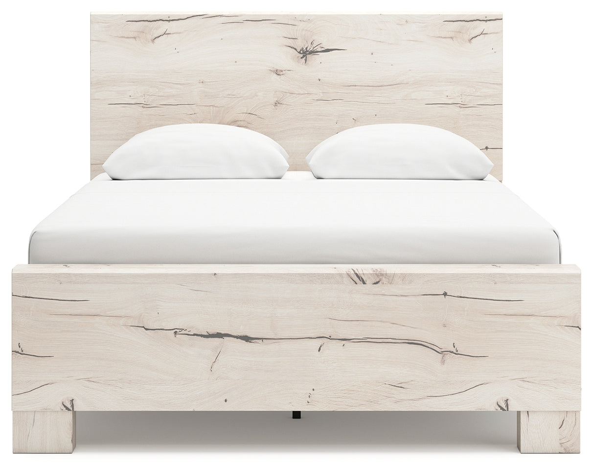 Lawroy Queen Panel Bed (Bed Size: Queen)