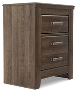 Juararo King Poster Bed, Chest and Nightstand