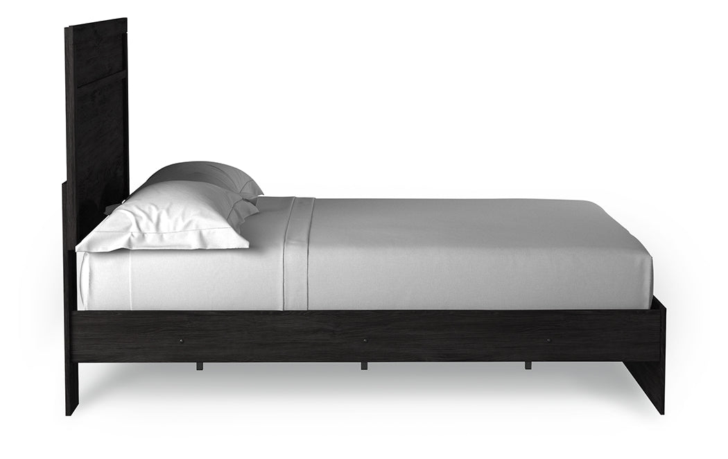 Belachime Queen Panel Bed (Bed Size: Queen)