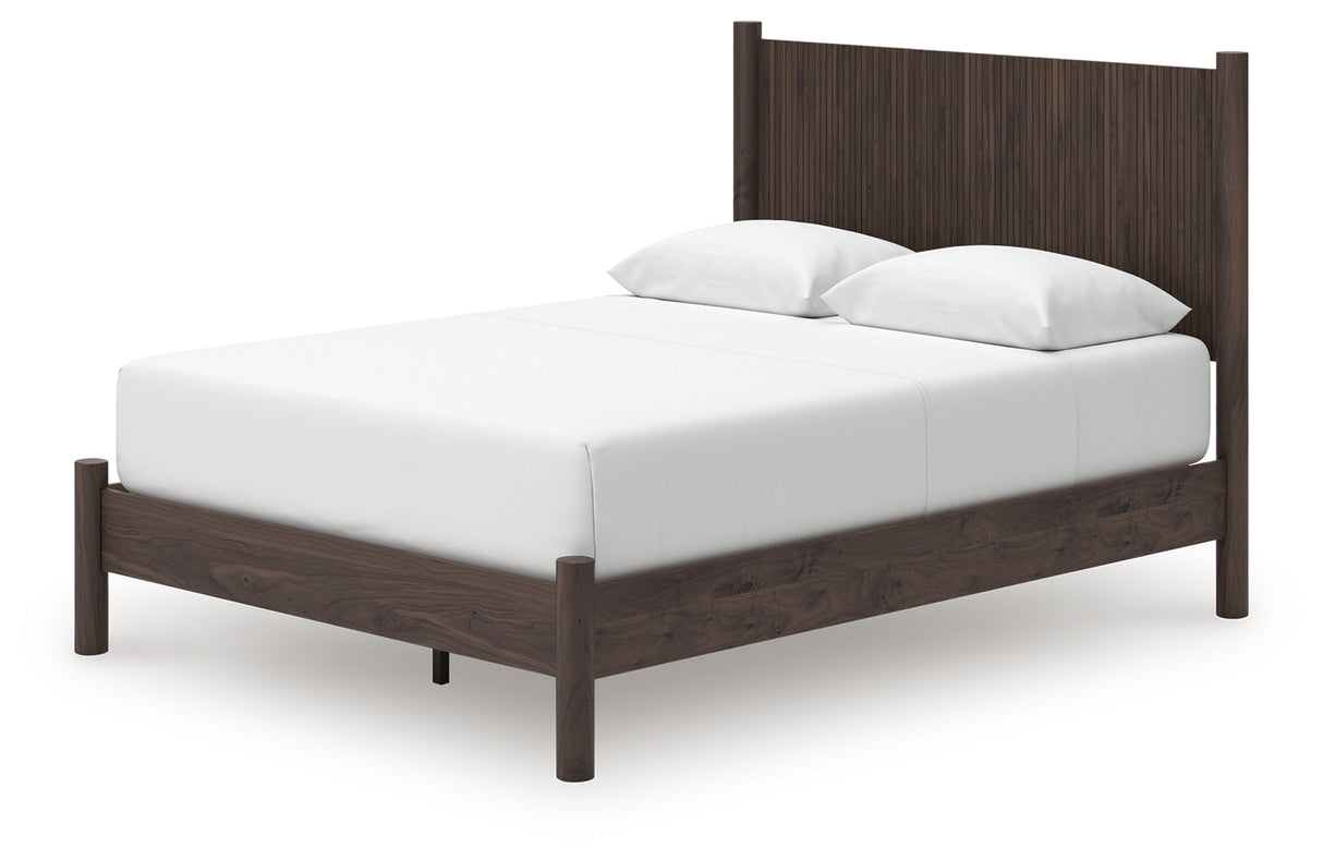 Pamytta Queen Panel Platform Bed (Bed Size: Queen)