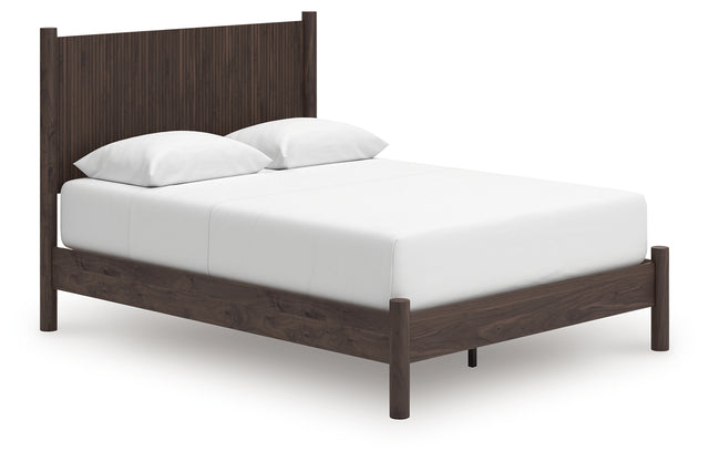 Pamytta Queen Panel Platform Bed (Bed Size: Queen)
