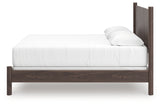 Pamytta Queen Panel Bed (Bed Size: King)